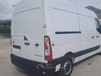 Renault Master T33 2.3 dCi 135 PM-TM Furgone Ice Bianco usata Capua