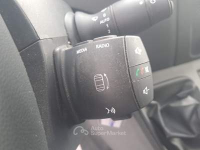 Renault Master T33 2.3 dCi 135 PM-TM Furgone Ice Bianco usata Capua