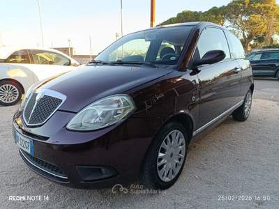 Lancia Ypsilon Argento PREZZO FISSO NO SCONTO,PERFETTA Lilla usata Altamura
