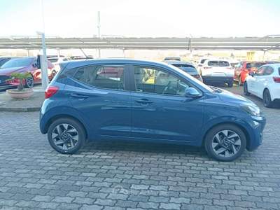 Hyundai i10 i10 III 2023 1.0 mpi Connectline 63cv usata Liscate
