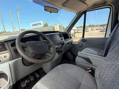 Ford Transit DOPPIA CABINA 7 POSTI CASSONE FISSO Bianco usata Massafra