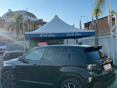 Jeep Avenger 100 CV MHEV Summit Nero usata SOMMA VESUVIANA