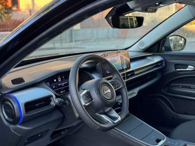 Jeep Avenger 100 CV MHEV Summit Nero usata SOMMA VESUVIANA