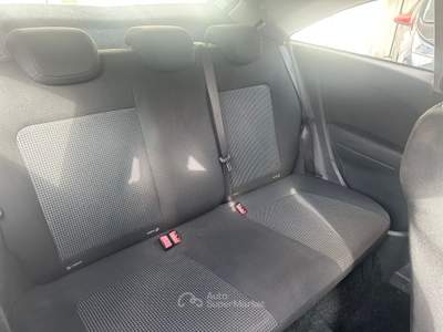 Opel Corsa neopatentati Verde usata Gallarate