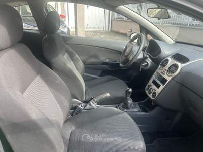 Opel Corsa neopatentati Verde usata Gallarate