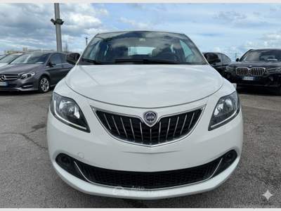 Lancia Ypsilon Ypsilon 1.0 FireFly 5p.S&S Hybrid Silver Bianco usata RIMINI