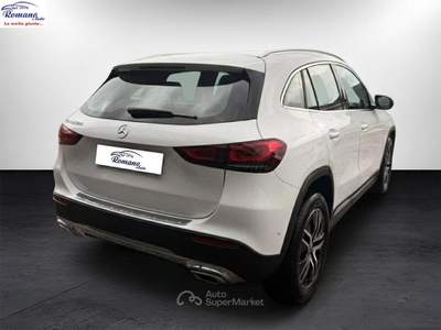 Mercedes-Benz GLA 200 d Automatic Sport Plus Bianco usata Sant'Anastasia
