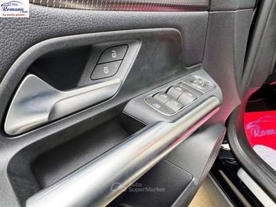 Mercedes-Benz GLA 200 d Automatic Sport Plus Bianco usata Sant'Anastasia