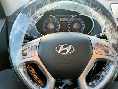 Hyundai ix35 2WD Comfort Nero usata Valenzano