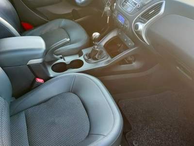 Hyundai ix35 2WD Comfort Nero usata Valenzano