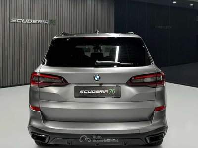 BMW X5 X5 *Possibilità Noleggio No Scoring* X5 xdrive30d mhev 48V Msport auto Nero usata Milano