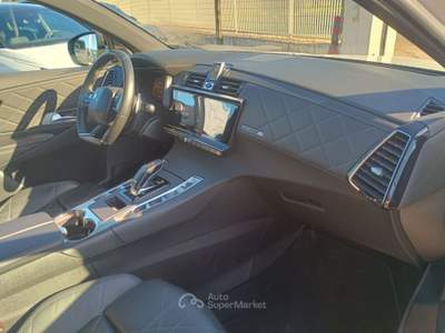DS Automobiles DS 7 Ds 7 Crossback 1.5 BHDi 130cv EAT8 Grand Chic Rivoli Bianco usata Monopoli