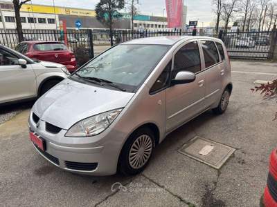 Mitsubishi Colt 1.1 75cv Inform c/clima Grigio usata Cernusco sul Naviglio
