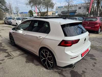 Volkswagen Golf 2.0 tsi Gti Performance 245cv dsg Bianco usata Cernusco sul Naviglio