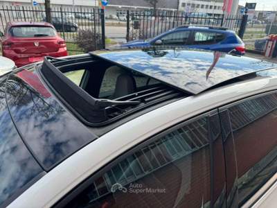 Volkswagen Golf 2.0 tsi Gti Performance 245cv dsg Bianco usata Cernusco sul Naviglio