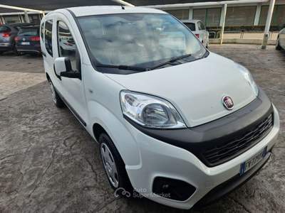 Fiat QUBO 1.4 8V 77 CV Lounge Natural Power Bianco usata Rossano Veneto