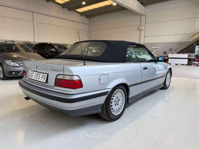 BMW Serie 3 320i 320 Serie 3 E36 Cabrio 320i Cabrio usata POMPIANO