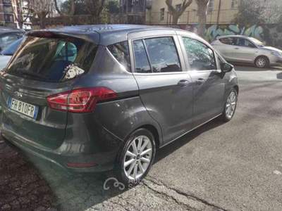 Ford B-Max GPL Titanium Grigio usata Roma