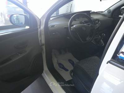 Lancia Ypsilon 0.9 t.air Elefantino Blu ecochic metano Bianco usata Formigine