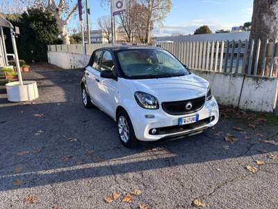 Smart ForFour 70 1.0 twinamic Passion Bianco usata Roma
