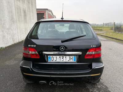 Mercedes-Benz Classe B 2.0 DIESEL 109CV *NEOPATENTATI* Nero usata Grumello del Monte