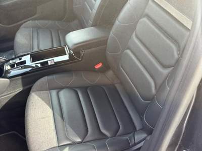 Citroen C4 CITROEN C4 PURE TECH 130 S&S EAT8 SHINE Grigio usata Saint-Christophe