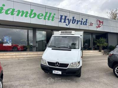 Mercedes-Benz Sprinter MERCEDES FRIGO 2.2 TD Bianco usata Pignataro Interamna