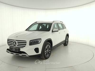Mercedes-Benz Classe GLB Glb 180 d advanced auto Bianco usata Cuneo