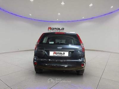 Ford Fiesta Fiesta 1.2 16V 5p. Ghia Grigio usata Torino
