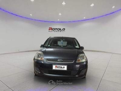 Ford Fiesta Fiesta 1.2 16V 5p. Ghia Grigio usata Torino