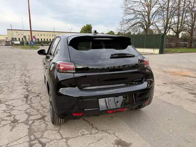 Peugeot 208 Hybrid 110 e-DCS6 Style Nero usata VAREDO
