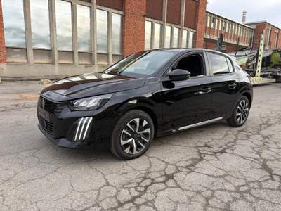 Peugeot 208 Hybrid 110 e-DCS6 Style Nero usata VAREDO