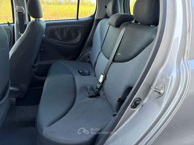 Toyota Yaris 1.3 Benzina 87CV *NEOPATENTATI* Grigio usata Grumello del Monte