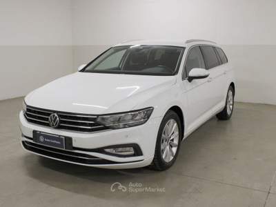 Volkswagen Passat variant 2.0 tdi scr evo 150cv business dsg Bianco usata Orzinuovi