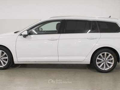 Volkswagen Passat variant 2.0 tdi scr evo 150cv business dsg Bianco usata Orzinuovi