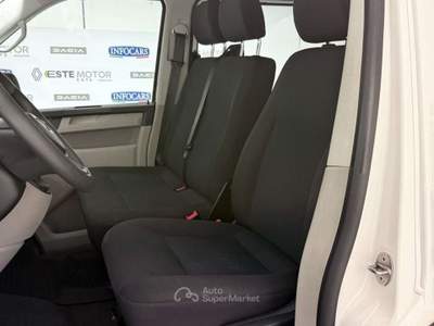 Volkswagen Multivan 2.0 TDI 102CV 9 posti Trendline Bianco usata Este