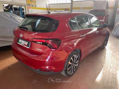 Fiat Tipo Tipo 5 porte 1.4 Lounge 95cv Rosso usata Mirano