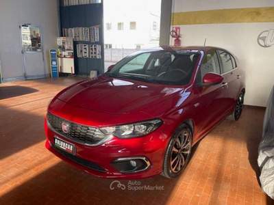 Fiat Tipo Tipo 5 porte 1.4 Lounge 95cv Rosso usata Mirano