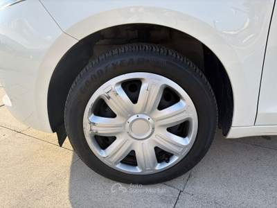 Lancia Ypsilon 1.0 FireFly 70cv S&S Hybrid SILVER Bianco usata Affi