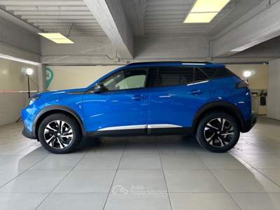 Peugeot 2008 BlueHDi 130 EAT8 Allure Pack S/S aut. Blu/Azzurro usata Milano