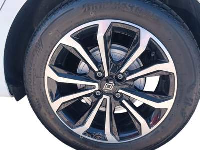 Renault Clio Full Hybrid E-Tech 145 CV 5 porte Techno Bianco usata Pisa