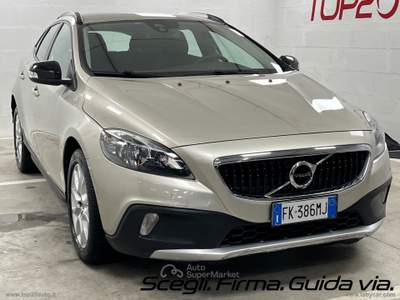 Volvo V40 Cross Country V40 Cross Country D2 Geartronic Business Beige usata Civita Castellana
