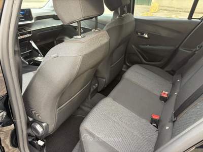 Peugeot 208 Hybrid 110 e-DCS6 Style Nero usata Varedo