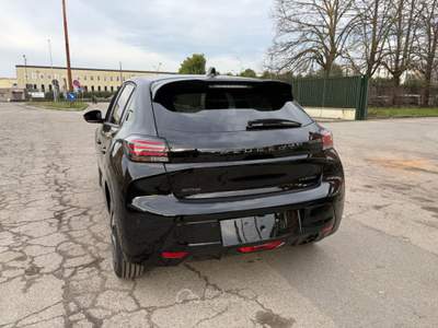 Peugeot 208 Hybrid 110 e-DCS6 Style Nero usata Varedo