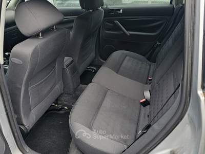Volkswagen Passat /130 CV cat Var. C.line usata Torino