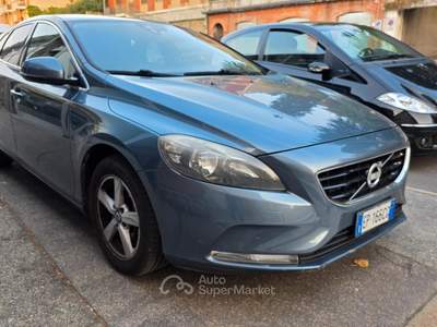 Volvo V40 Momentum usata Torino