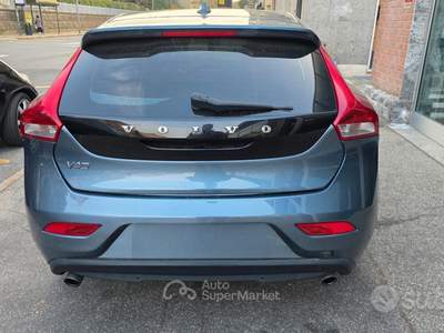 Volvo V40 Momentum usata Torino