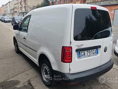 Volkswagen Caddy Furgone Business usata Torino