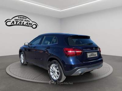 Mercedes-Benz GLA GLA 200 d Automatic Premium Blu/Azzurro usata Maniace