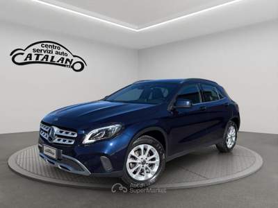 Mercedes-Benz GLA GLA 200 d Automatic Premium Blu/Azzurro usata Maniace